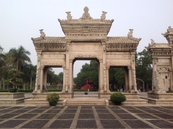 梅溪牌坊( 它是怎樣獲得皇帝御賜的)