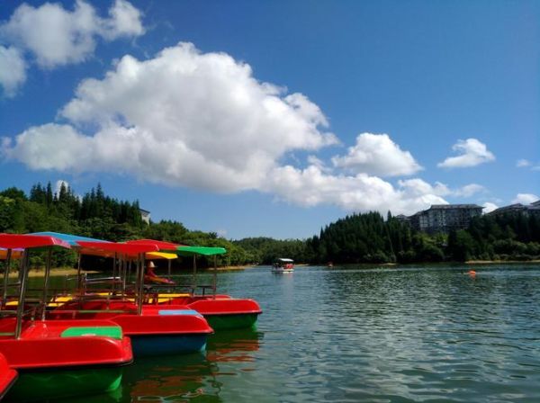 黃水旅游度假區(qū)(你想去體驗(yàn)一下嗎)