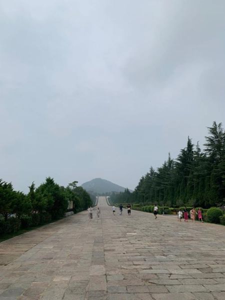 乾陵今天氣溫怎么樣？明天呢？