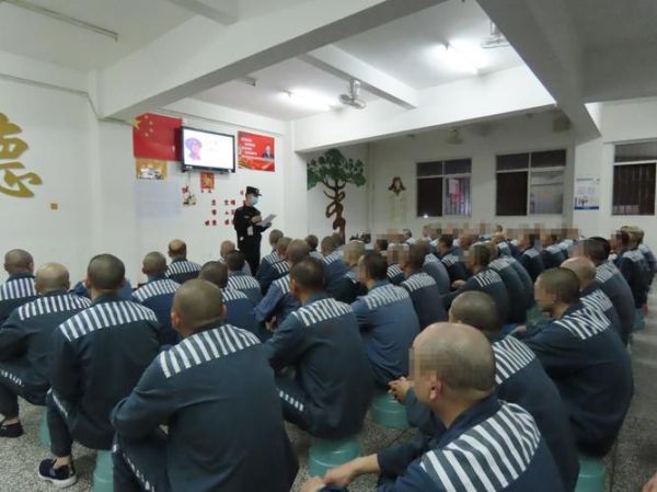 建陽監(jiān)獄內真實生活(  在那里生活是種什么樣的體驗)