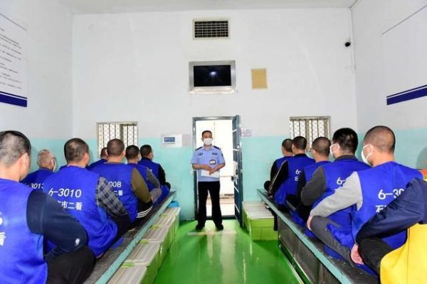 昆明看守所的真實(shí)生活( 犯人們的真實(shí)生活是怎樣的)