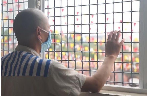 真實(shí)的監(jiān)獄生活(  比我們想象的更自由還是更壓抑)